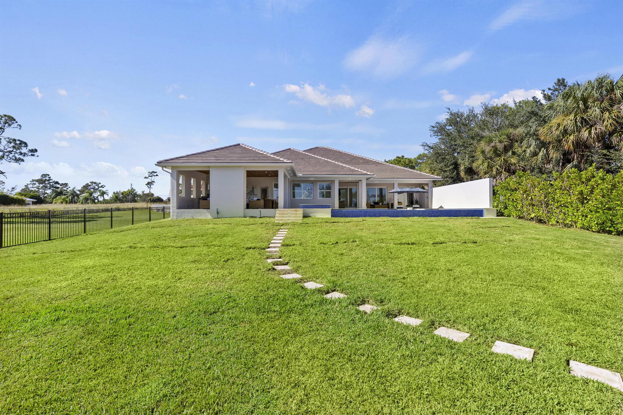 Vikings Lookout - Residential