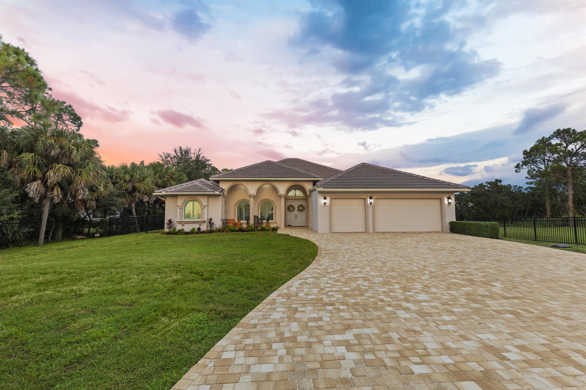 Vikings Lookout - Residential