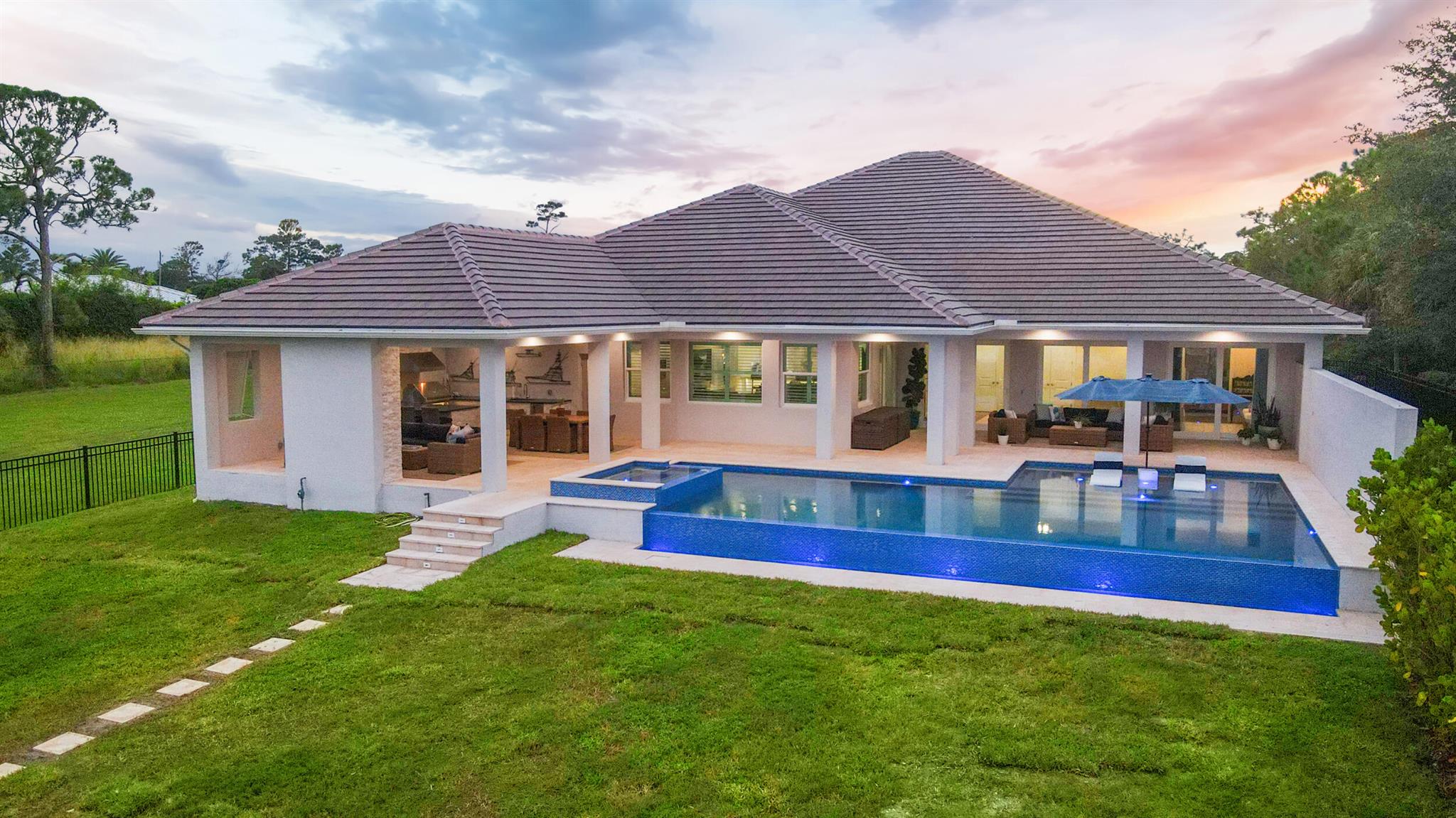 Vikings Lookout - Residential