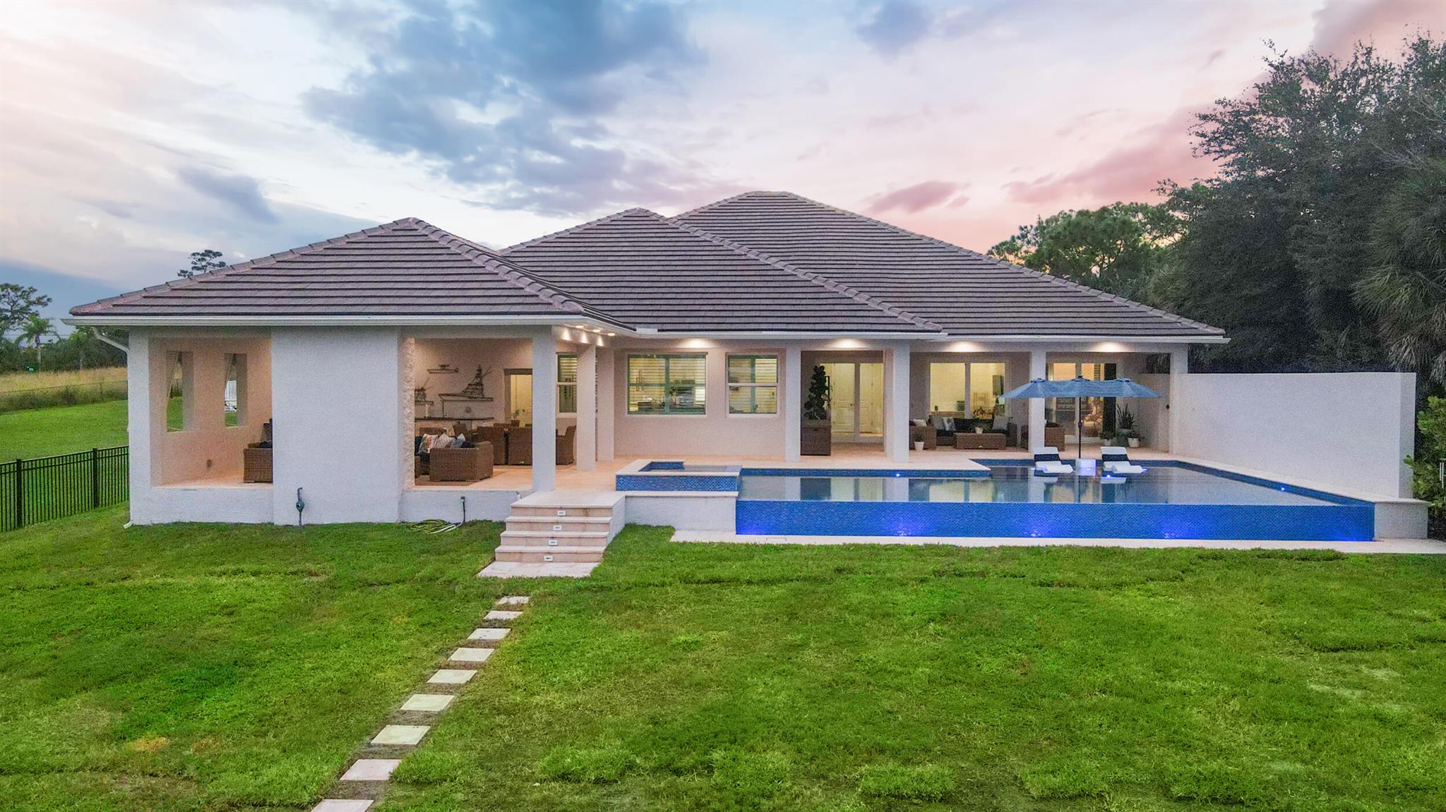 Vikings Lookout - Residential