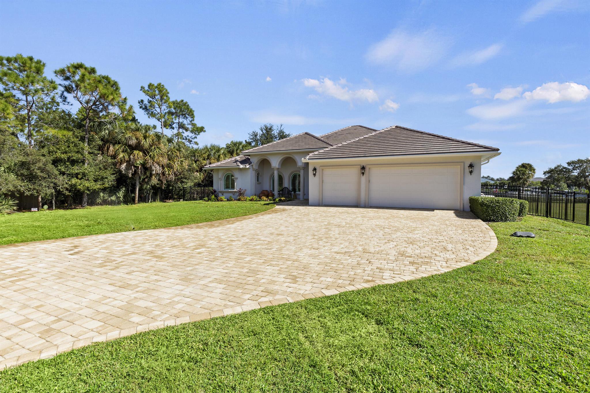 Vikings Lookout - Residential