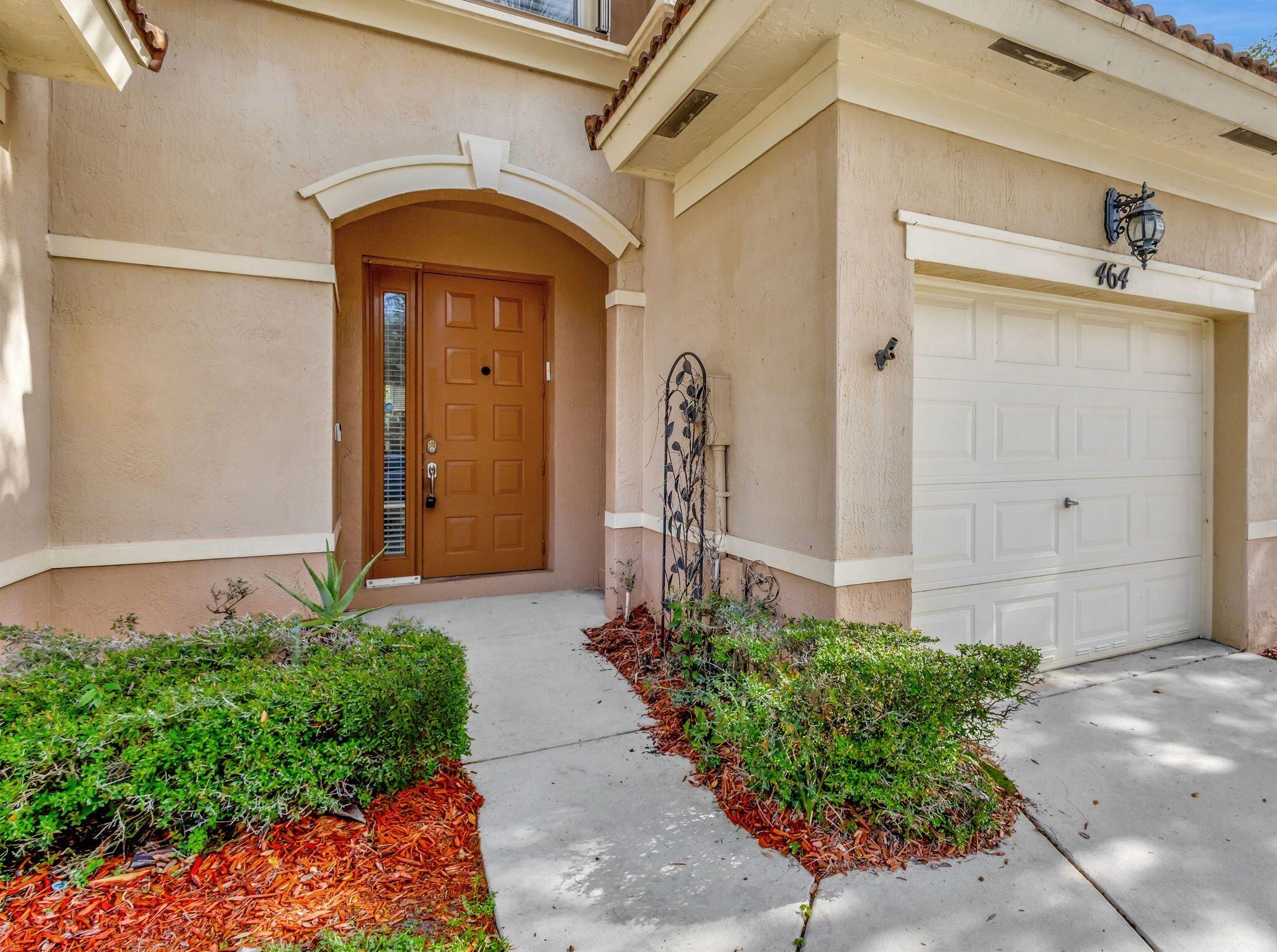464 Rainbow Springs Terrace