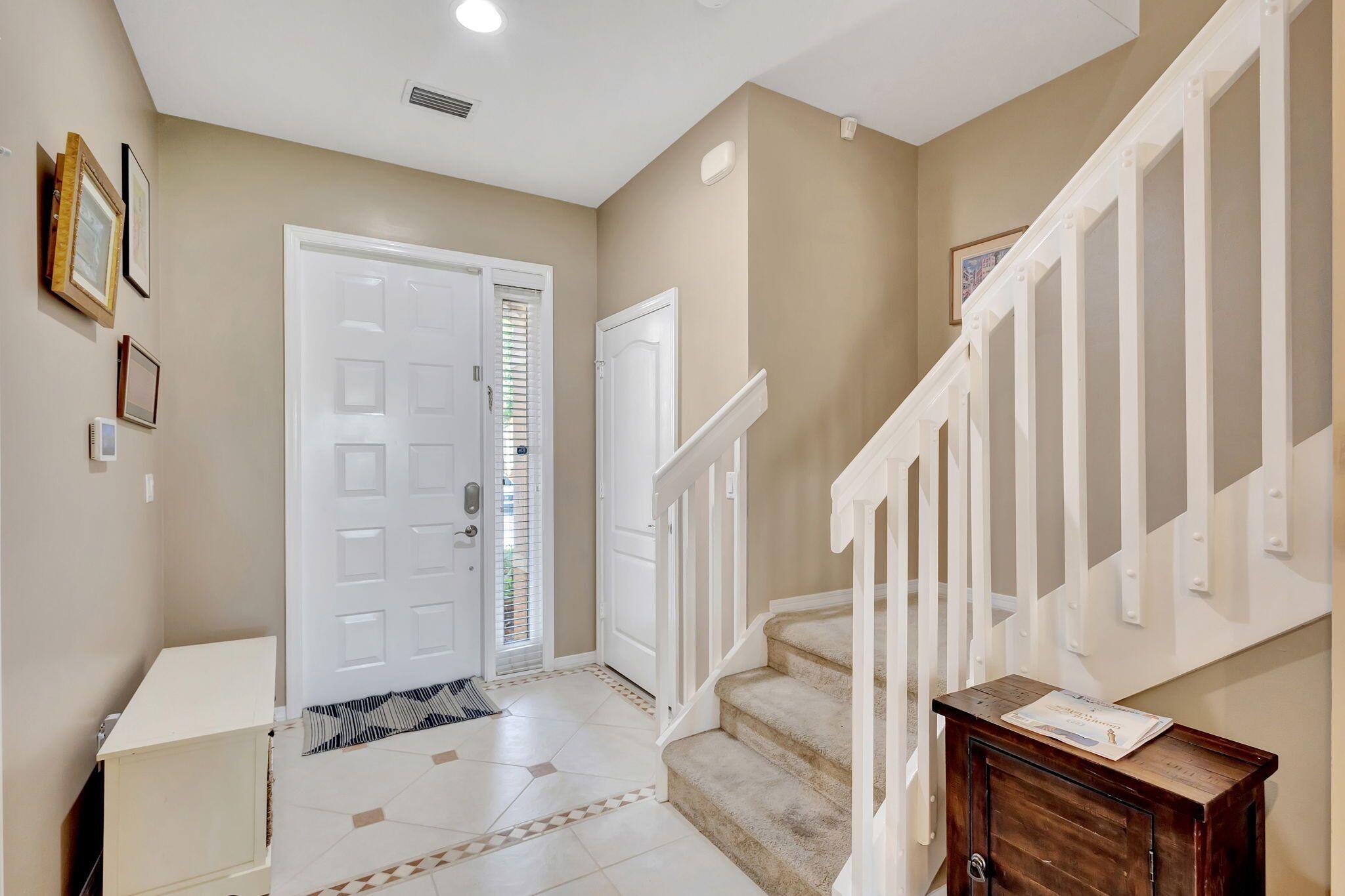 464 Rainbow Springs Terrace