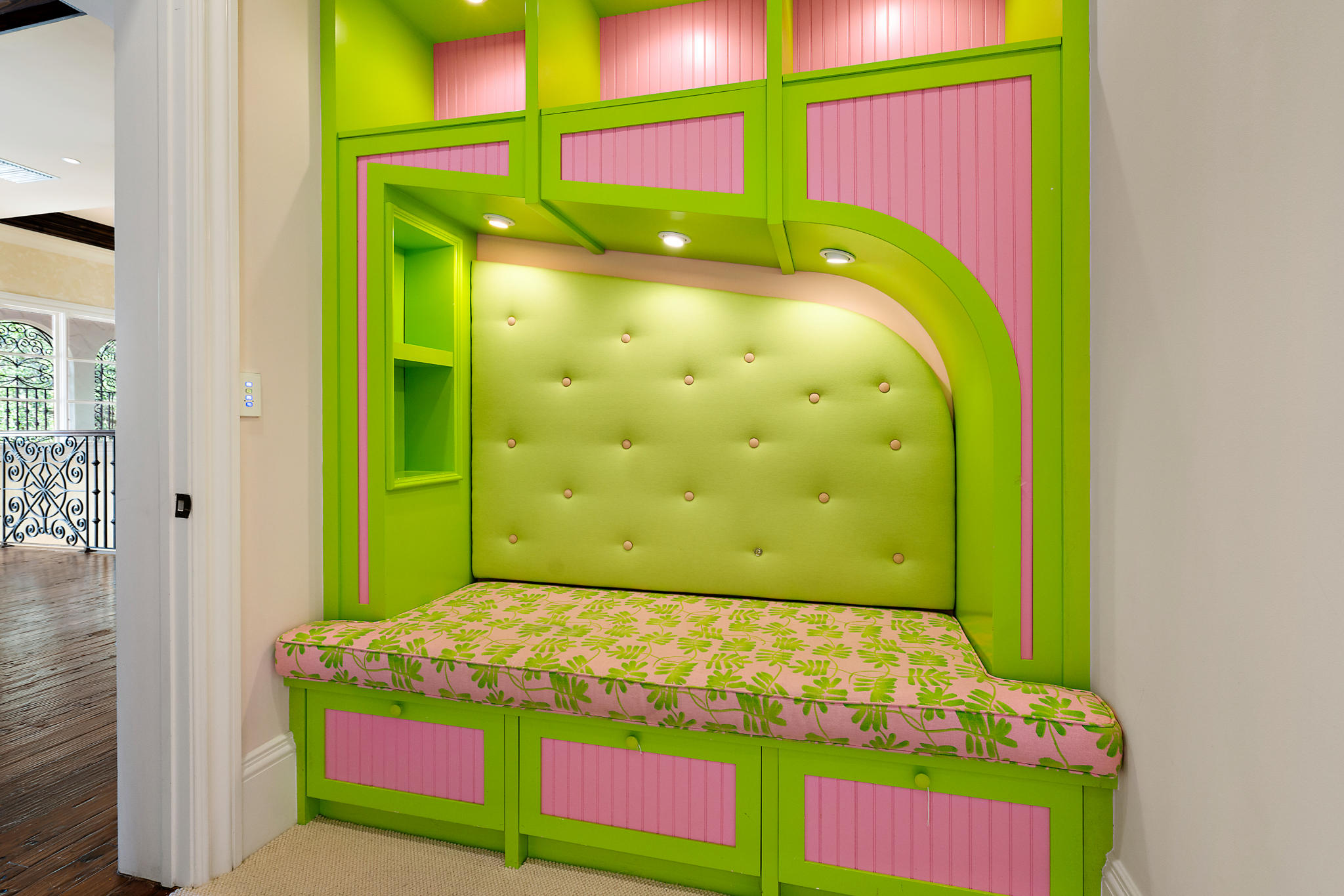 OLD PALM 4 - Residential