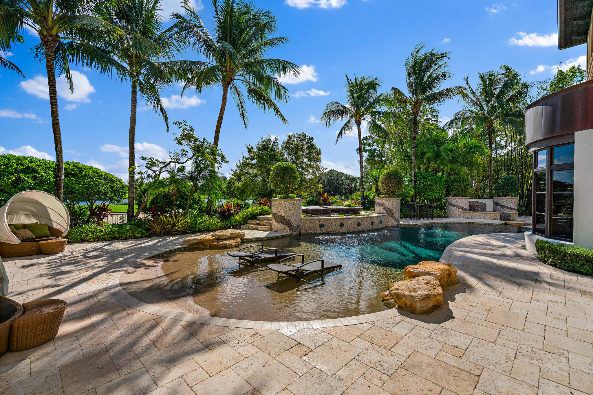 OLD PALM 4 - Residential