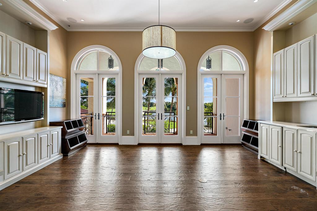 OLD PALM 4 - Residential