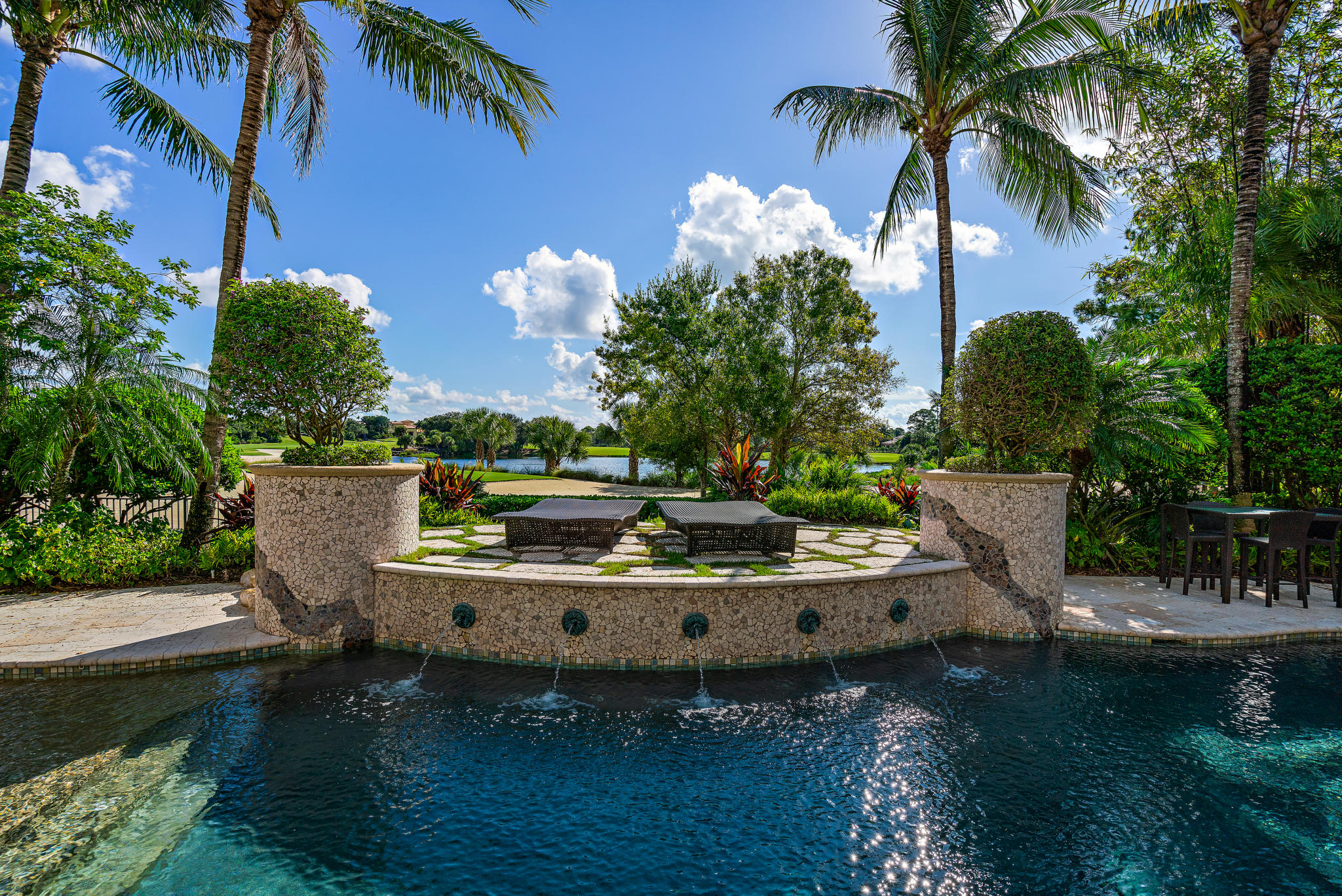 OLD PALM 4 - Residential