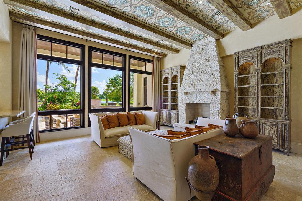 OLD PALM 4 - Residential