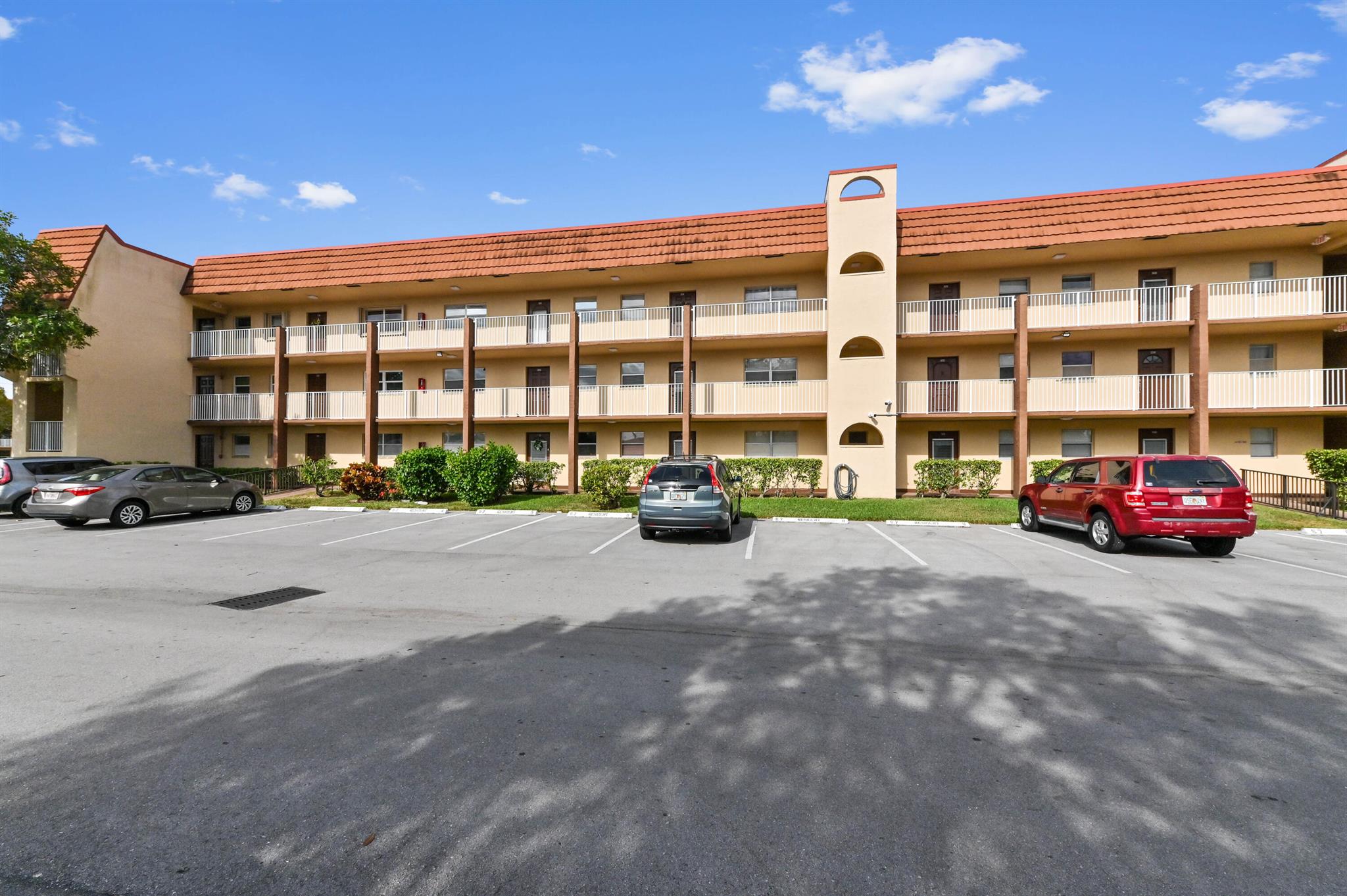 Discover the perfect blend of comfort and style in this beautiful 2nd-floor waterfront condo, located close to the buildings elevator in the highly sought-after 55+ community of Sunrise Lakes. This immaculate unit offers picturesque water views, creating a serene and peaceful atmosphere. Featuring elegant laminate flooring throughout, this home exudes modern charm while providing low-maintenance living.