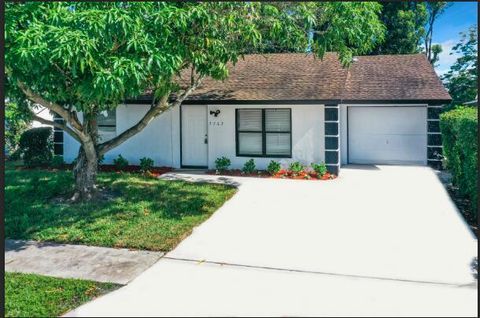5763 Ellis Hollow Road E Lake Worth FL 33463