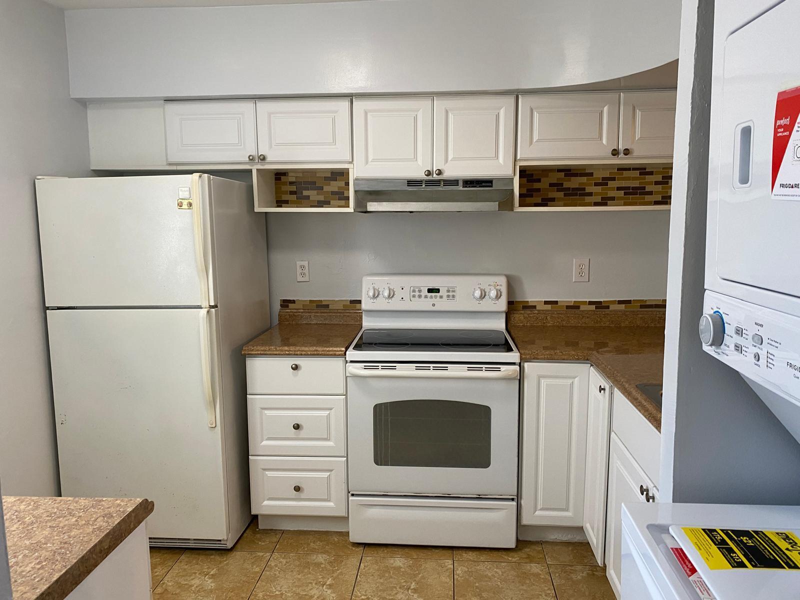 LAGUNA CLUB EAST CONDO - Residential