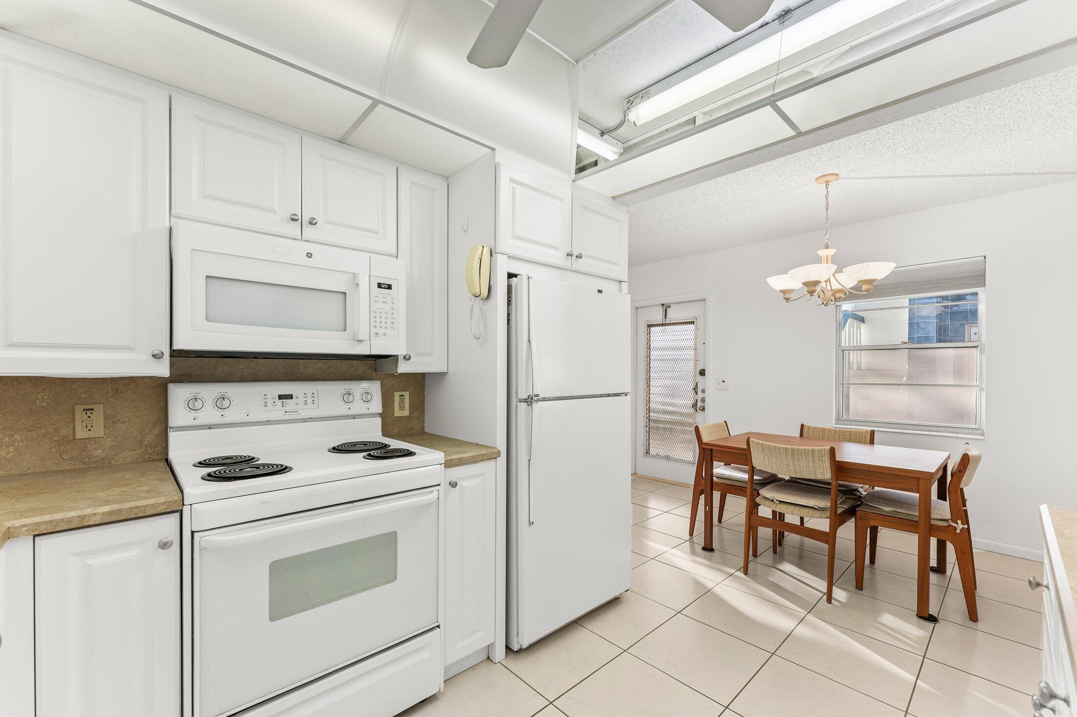 LINCOLN AT CENTURY VILLAGE CONDO - Residential