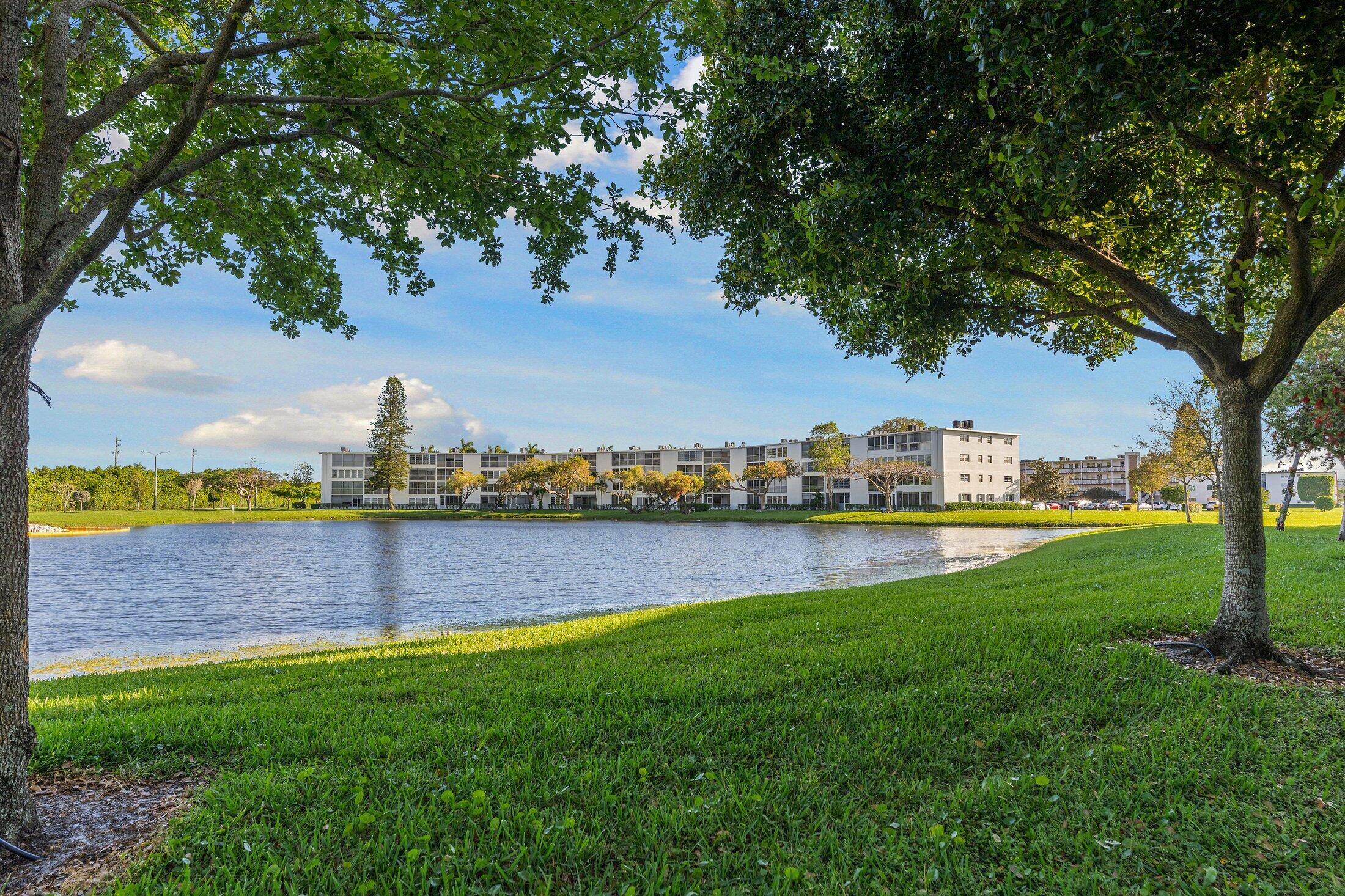 LINCOLN AT CENTURY VILLAGE CONDO - Residential