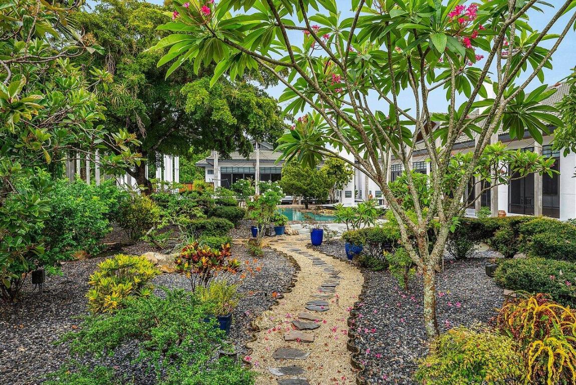 Horseshoe Acres | PALM BEACH FARMS CO 3 - Residential