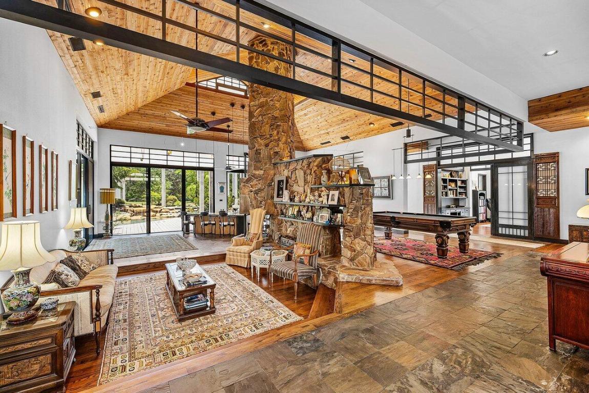 Horseshoe Acres | PALM BEACH FARMS CO 3 - Residential