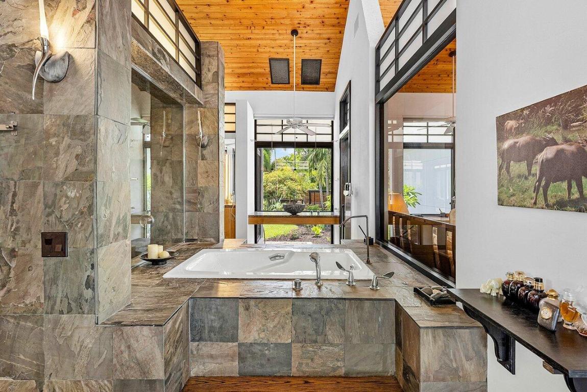 Horseshoe Acres | PALM BEACH FARMS CO 3 - Residential