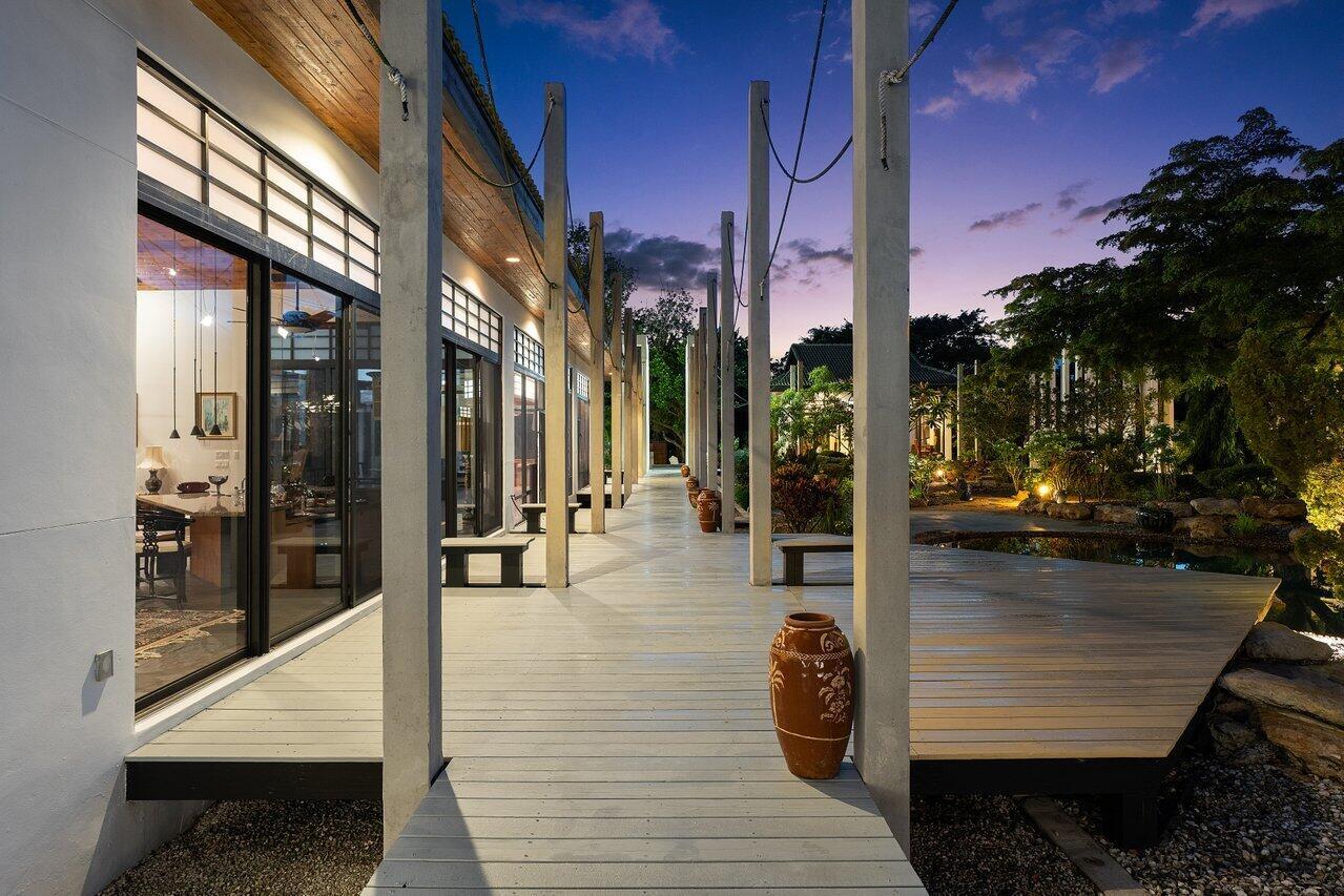 Horseshoe Acres | PALM BE - Residential