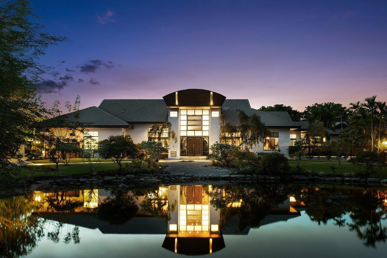 Horseshoe Acres | PALM BE - Residential