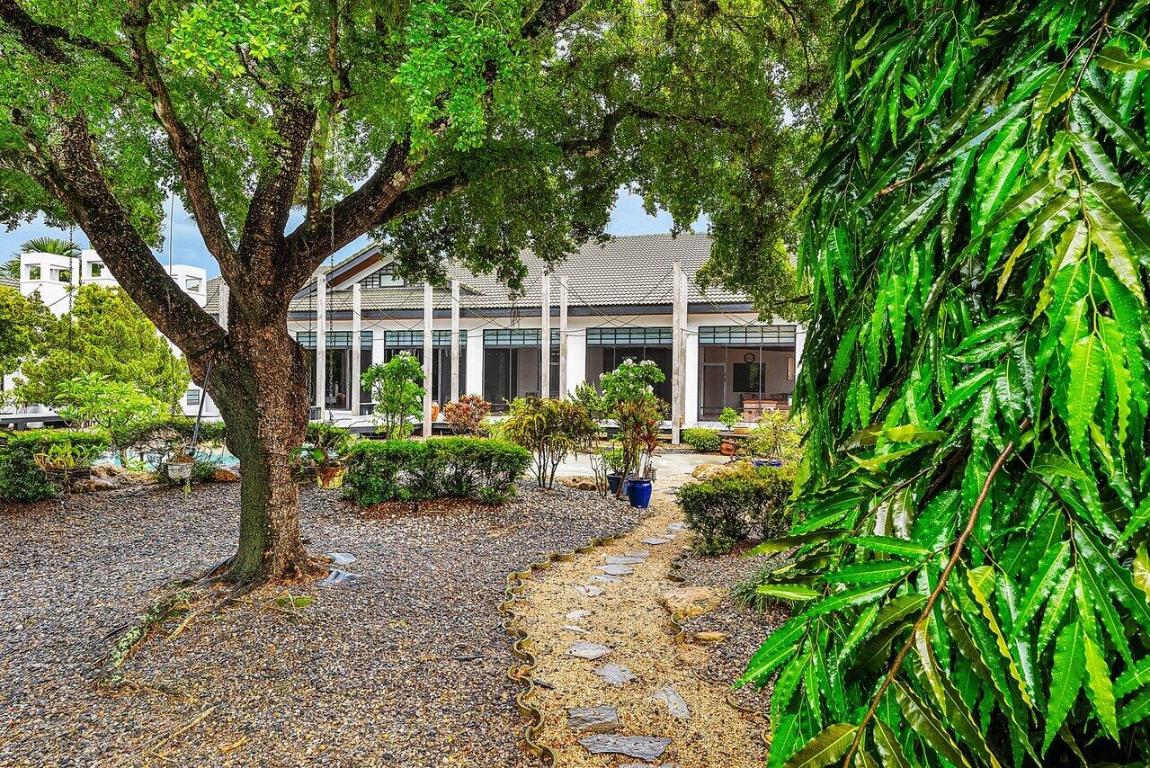 Horseshoe Acres | PALM BEACH FARMS CO 3 - Residential