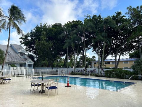 A home in Deerfield Beach