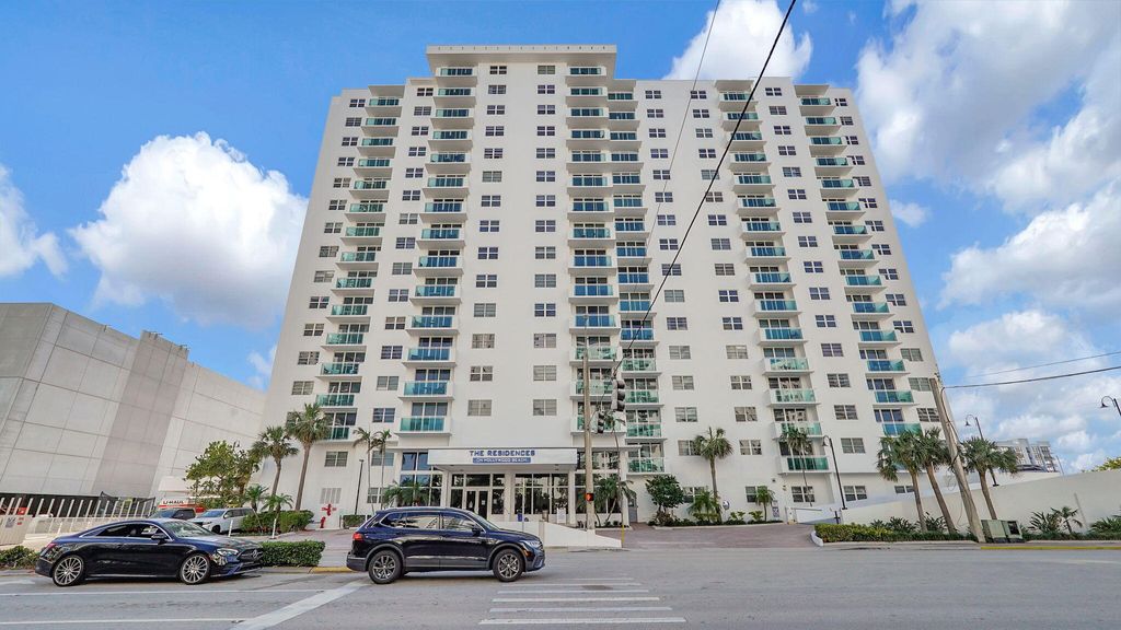 Photo of 3000 S Ocean Drive #920, Hollywood, FL 33019 (MLS # R11165603)