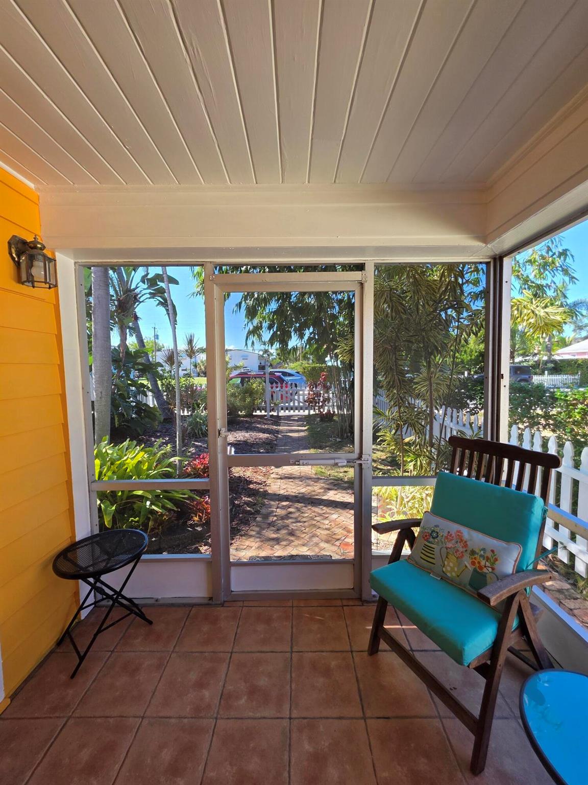 LAKE WORTH TOWN OF - Residential