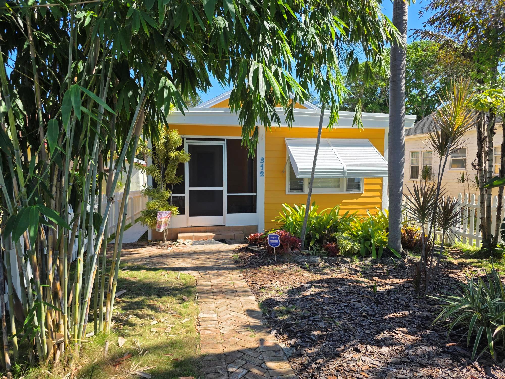 LAKE WORTH TOWN OF - Residential