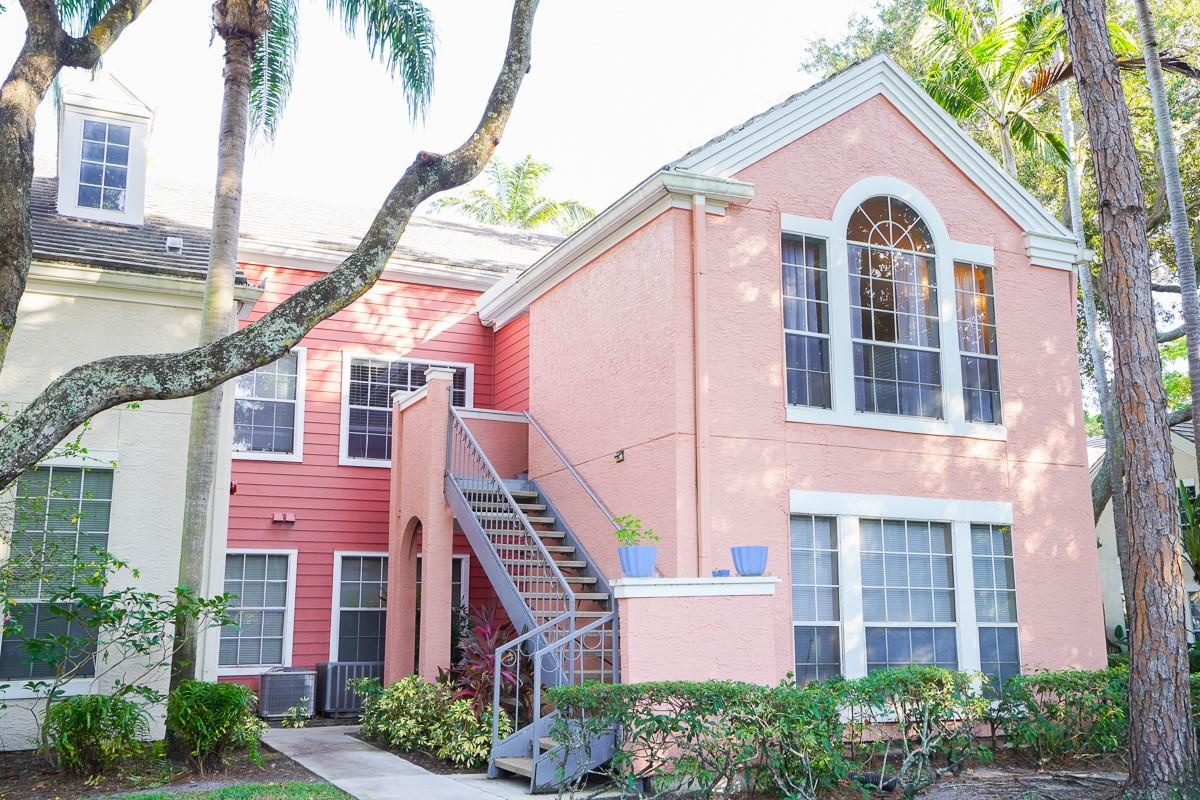 Welcome to the vibrant community of Bahia Delray! This move-in-ready 2-bed 2-bath condo is located on the second floor and features no carpet, renovated bathrooms, updated appliances, new window treatments, and a screened-in patio—perfect for enjoying the Florida breeze. The kitchen includes granite countertops and stainless steel appliances, and the layout is both comfortable and functional. Bahia Delray is a gated, pet-friendly community with resort-style amenities including a pool, hot tub, fitness center, tennis and pickleball courts, sand volleyball, clubhouse, and walking paths. Conveniently located just off Linton Blvd and I-95, you're only minutes from downtown Delray, the beach, and popular shopping spots like Whole Foods, Trader Joe’s, and Target. Can rent immediately!