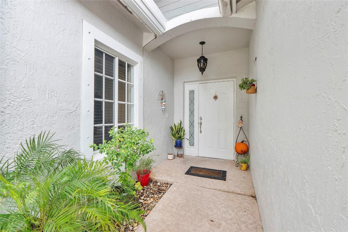 1273 SW 48th Terrace