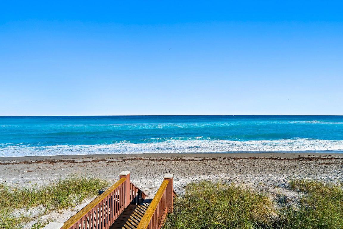 LANDFALL CONDO - Residential