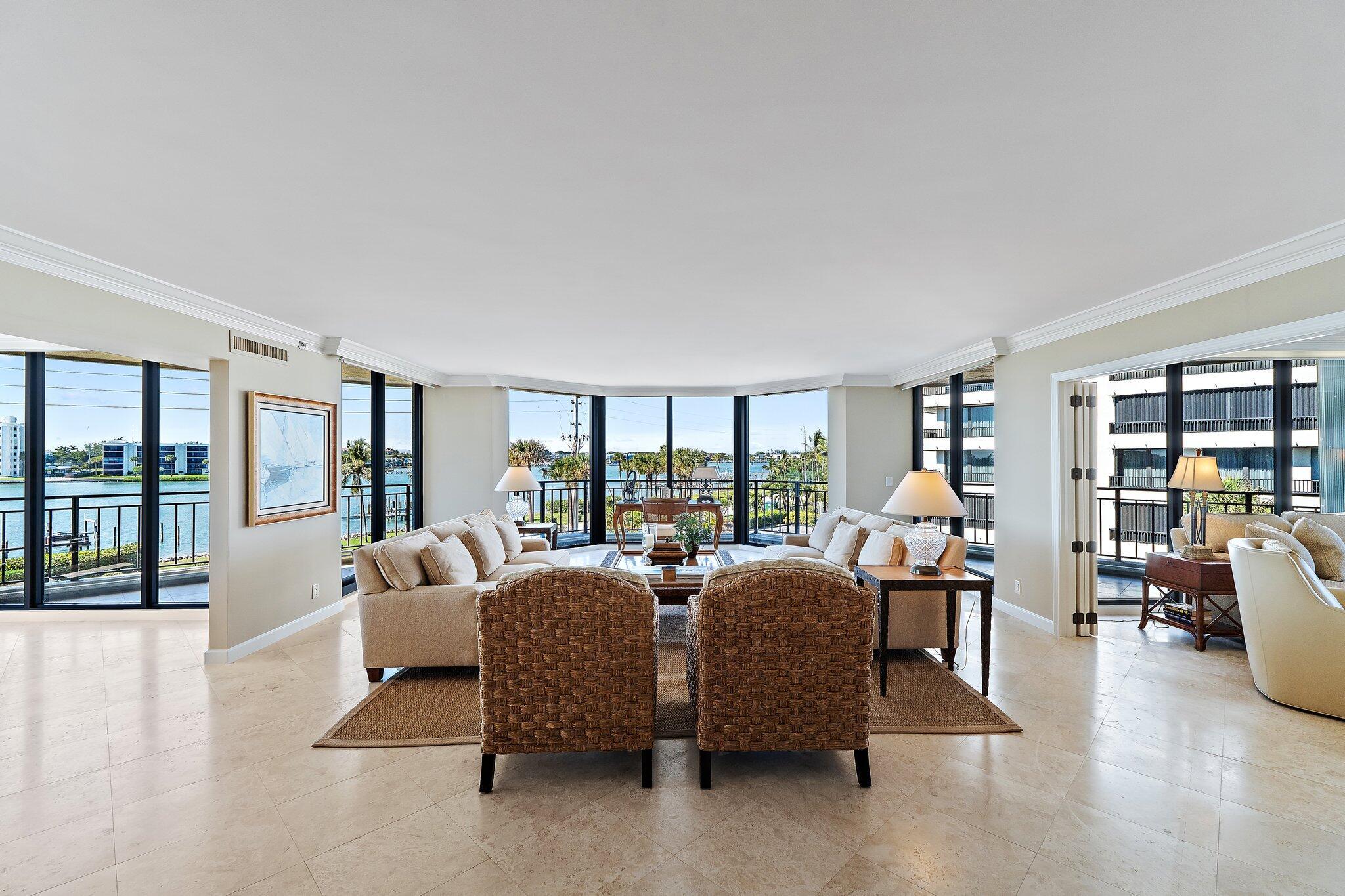 LANDFALL CONDO - Residential