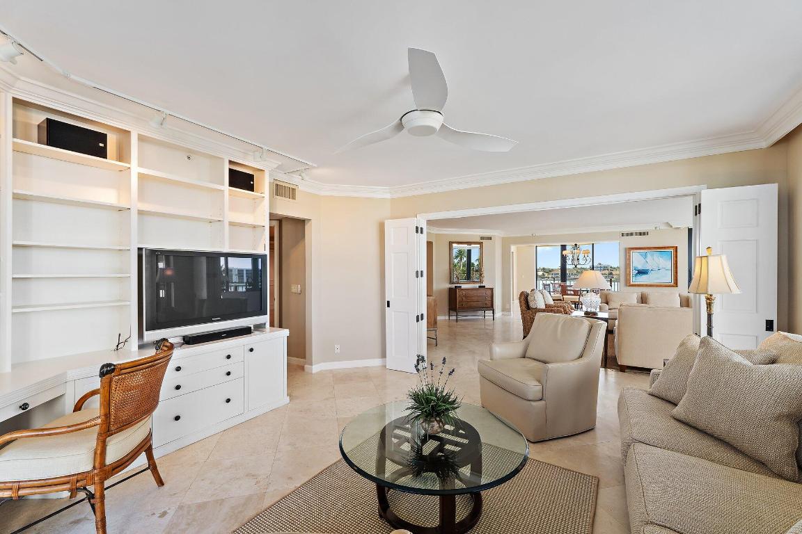 LANDFALL CONDO - Residential