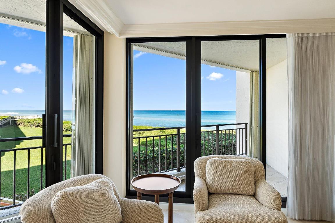 LANDFALL CONDO - Residential