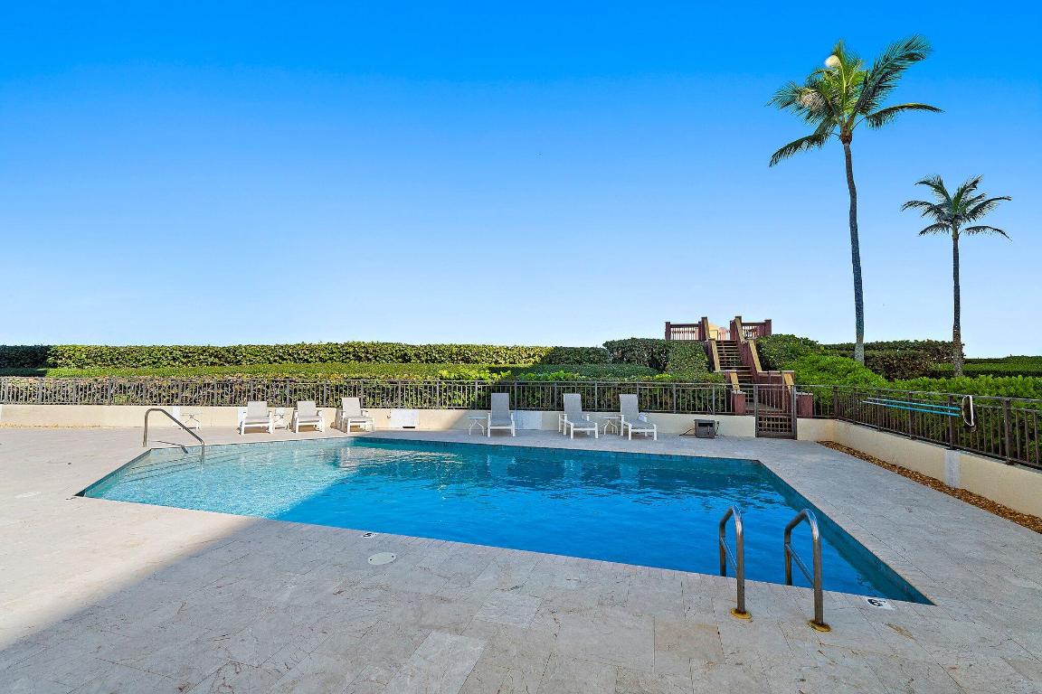 LANDFALL CONDO - Residential