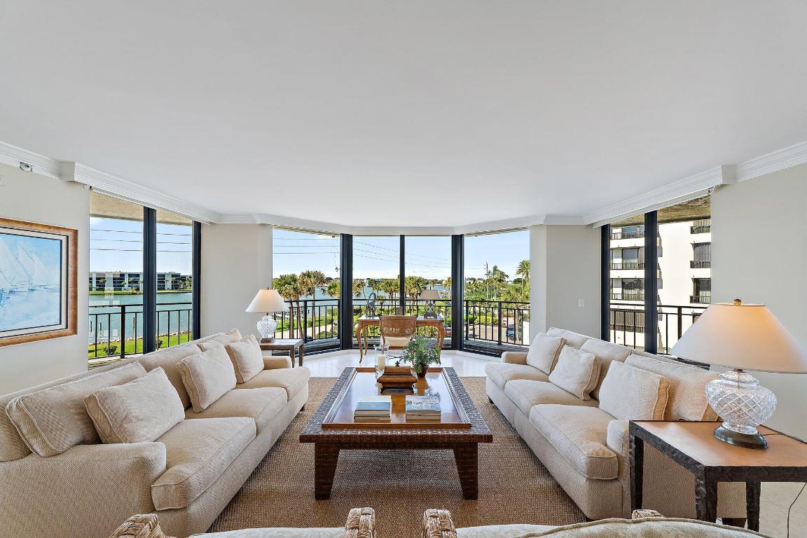 LANDFALL CONDO - Residential