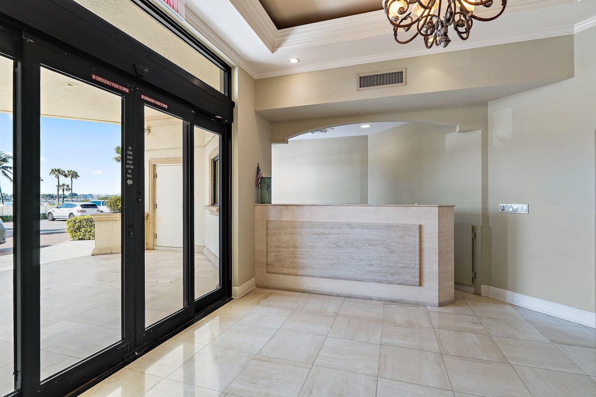 LANDFALL CONDO - Residential