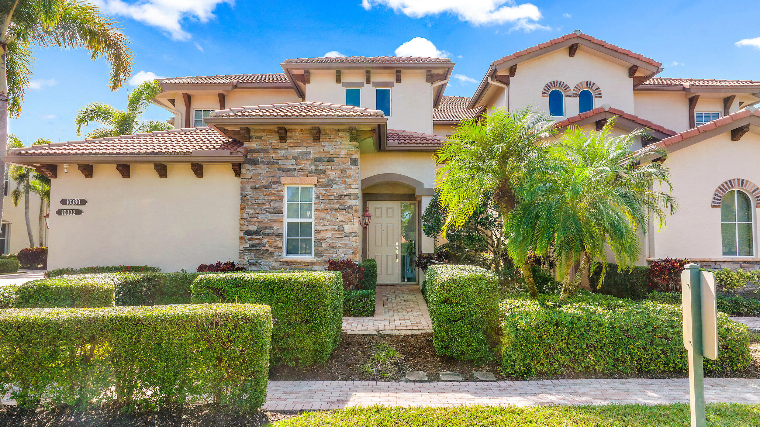 ORCHID RESERVE CONDO - Ibis - Residential