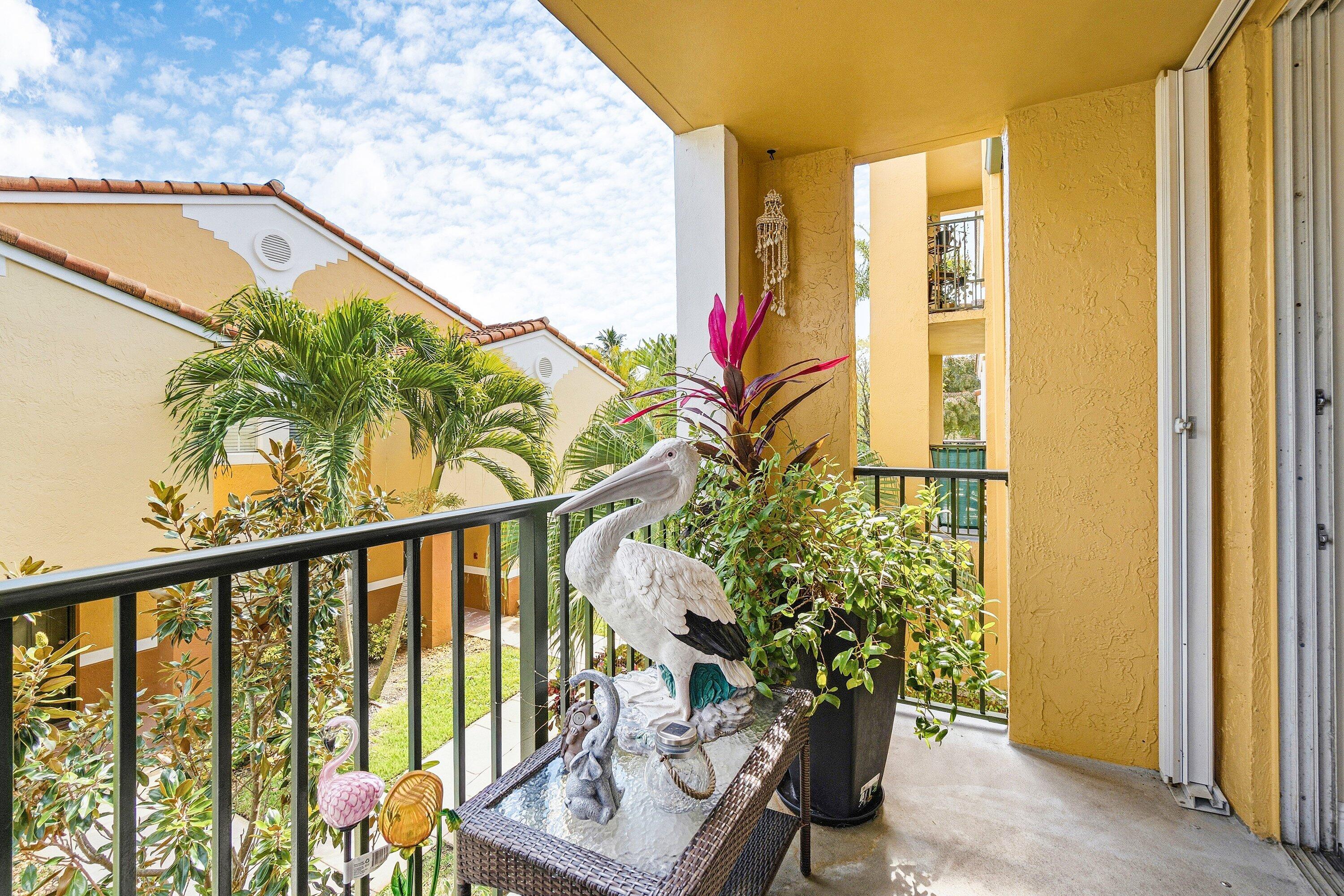 YACHT CLUB ON THE INTRACOASTAL CONDO - Residential