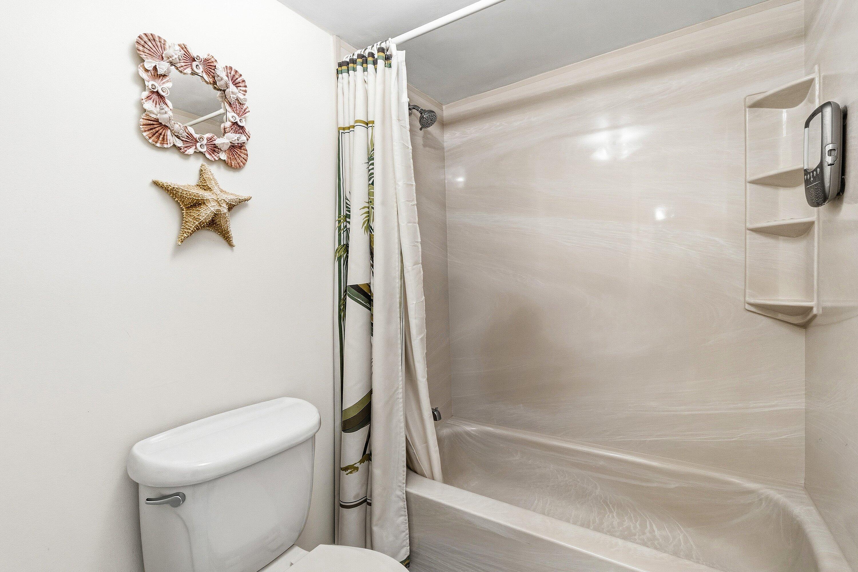 YACHT CLUB ON THE INTRACOASTAL CONDO - Residential