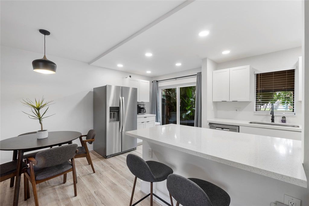 Photo of 1826 N Dixie Highway #104, Fort Lauderdale, FL 33305 (MLS # F10515411)