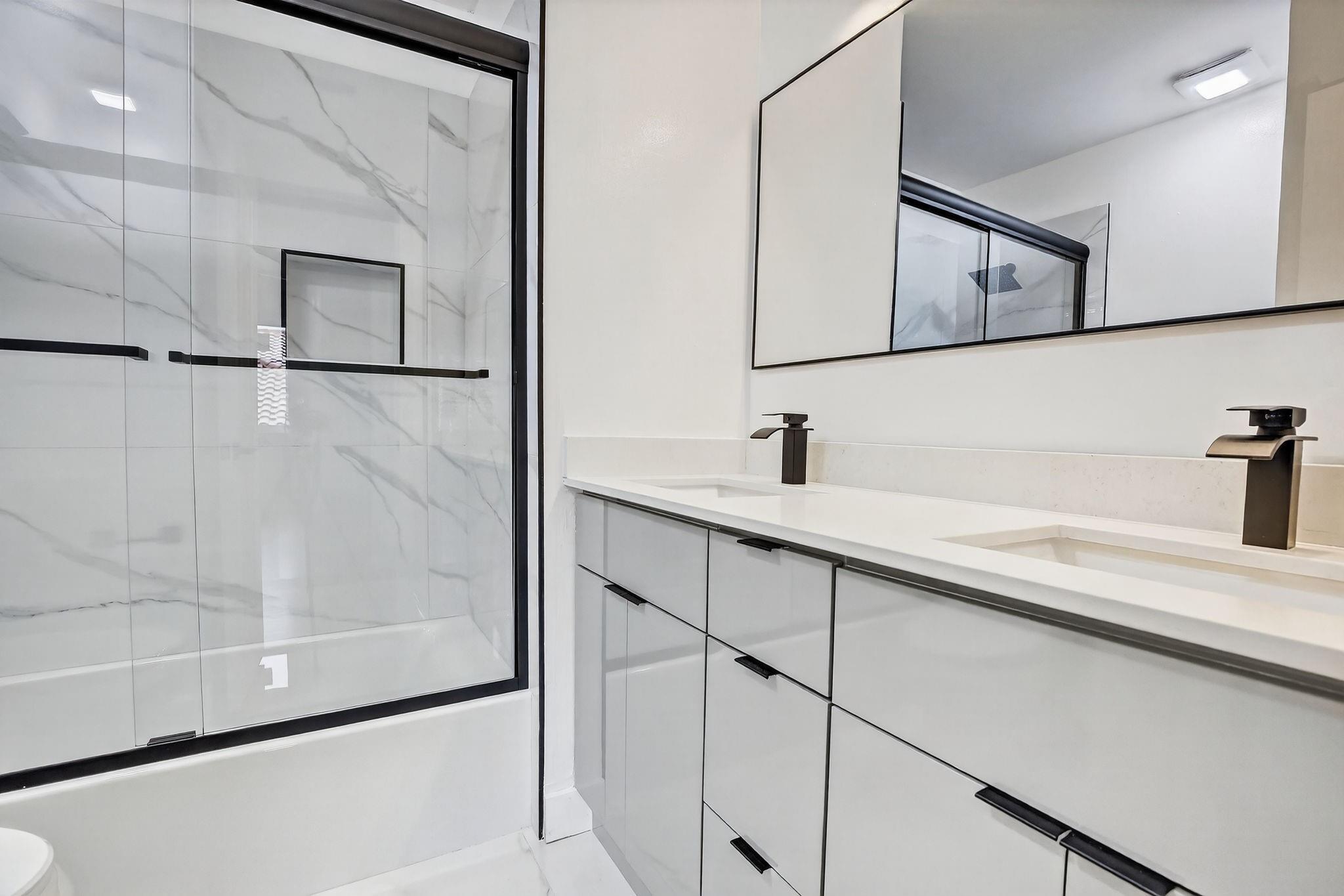 Heftler Homes At Pembroke - Residential