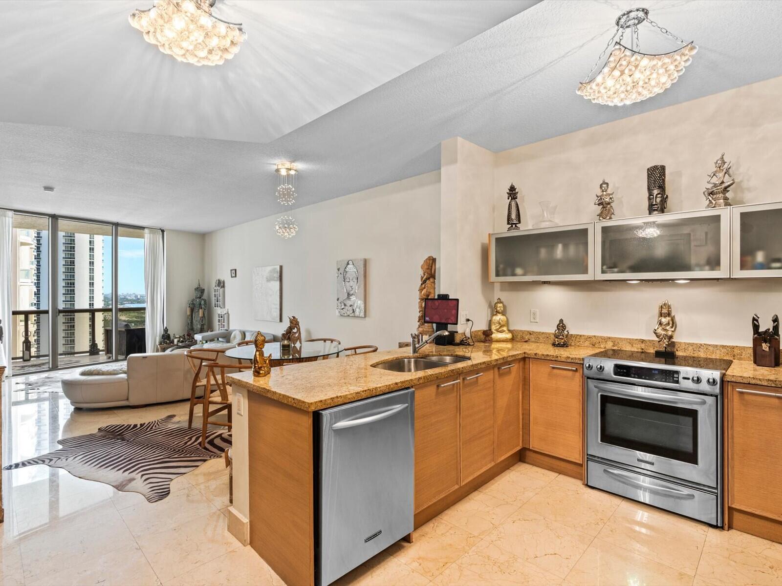 16275 Collins Avenue 2403