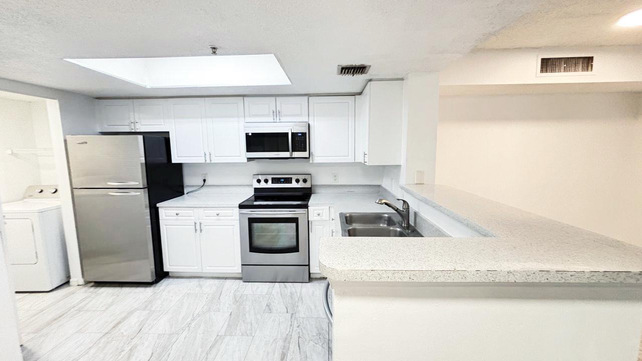 EVERGREEN LAKES CONDO - Residential