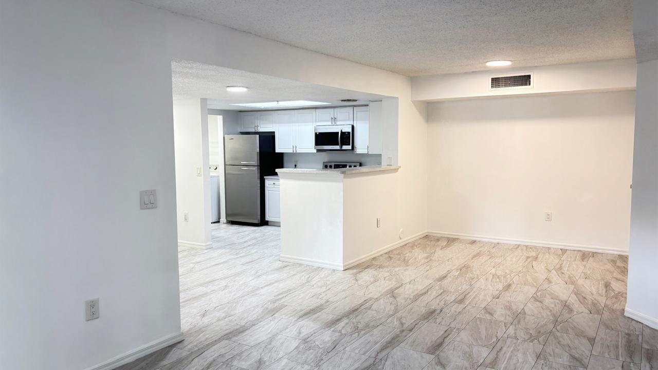 EVERGREEN LAKES CONDO - Residential