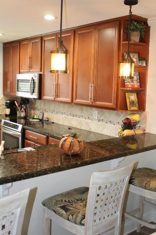 RIVER CLUB CONDO - Residential