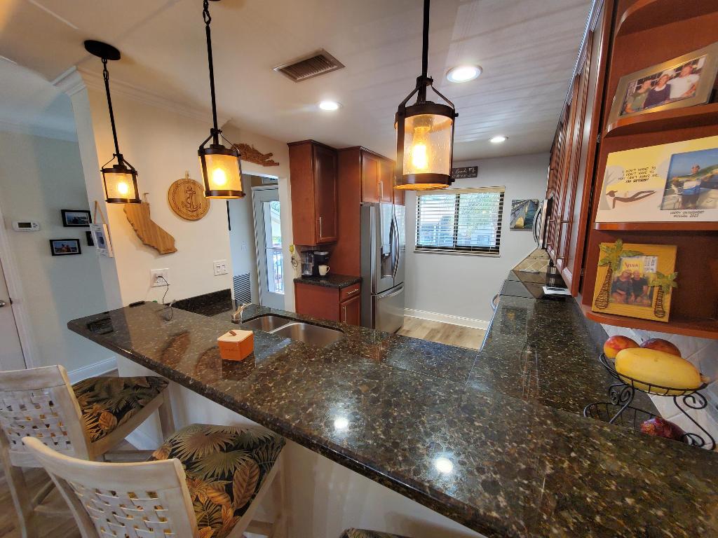 RIVER CLUB CONDO - Residential