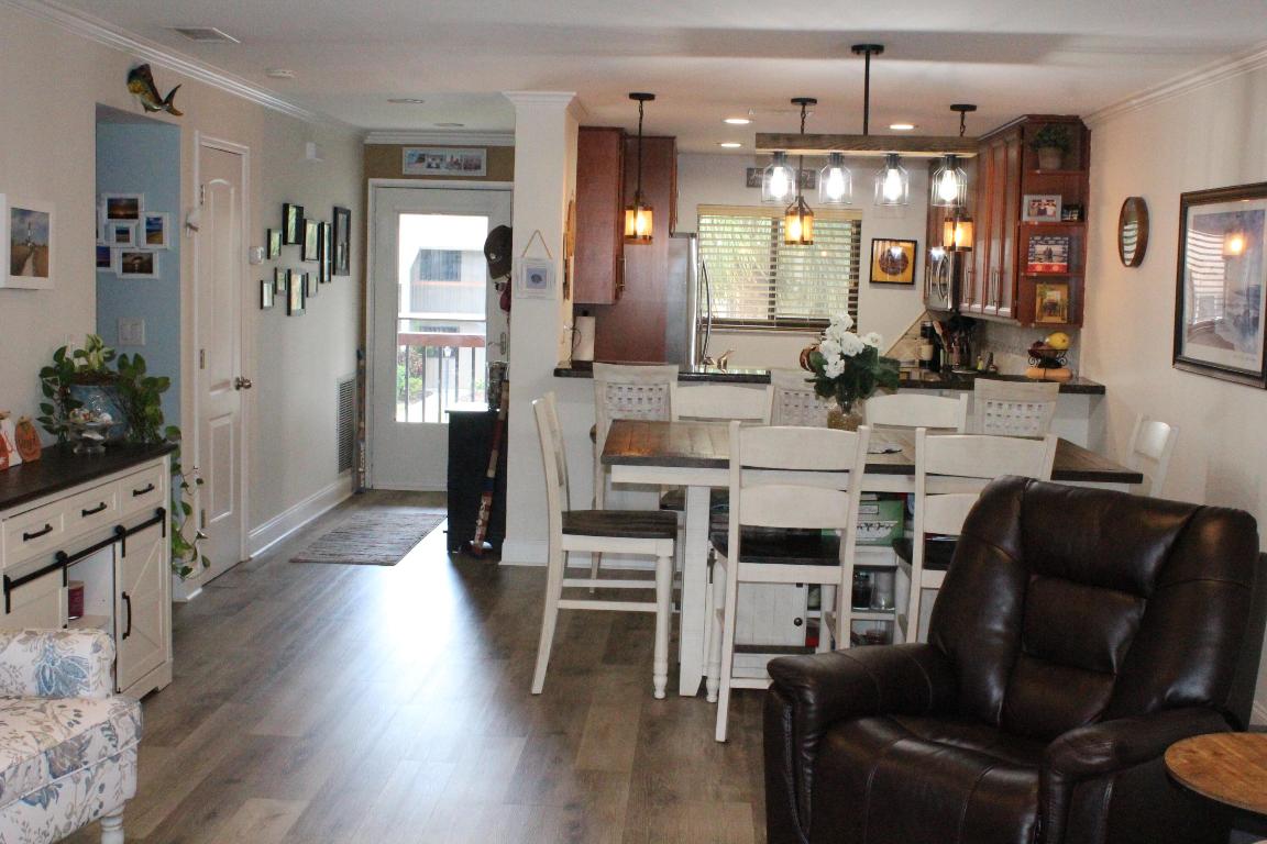 RIVER CLUB CONDO - Residential