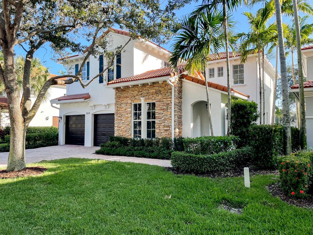 Photo of 824 Madison Court, Palm Beach Gardens, FL 33410 (MLS # R10918141)