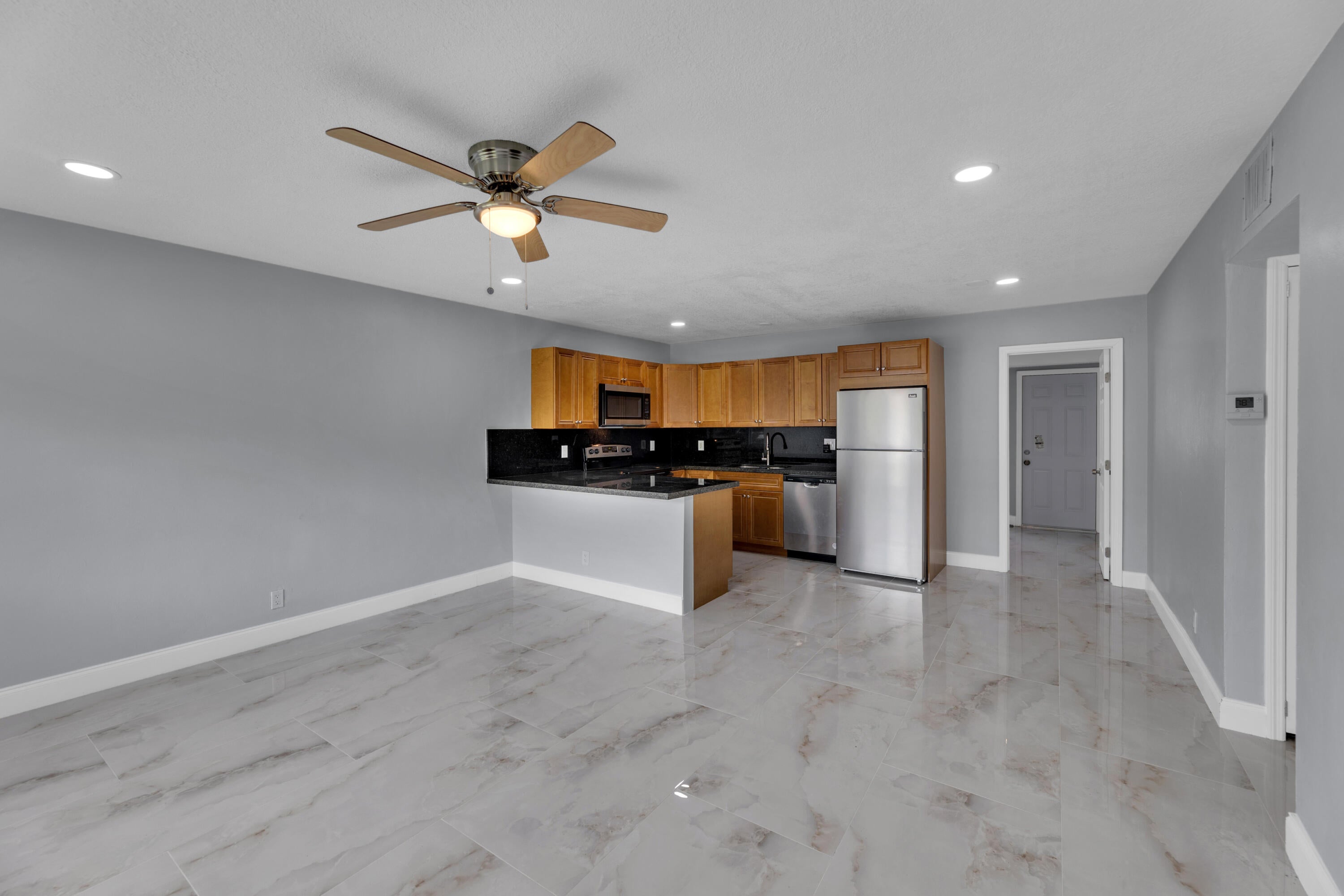 802 SW 10TH Court 802