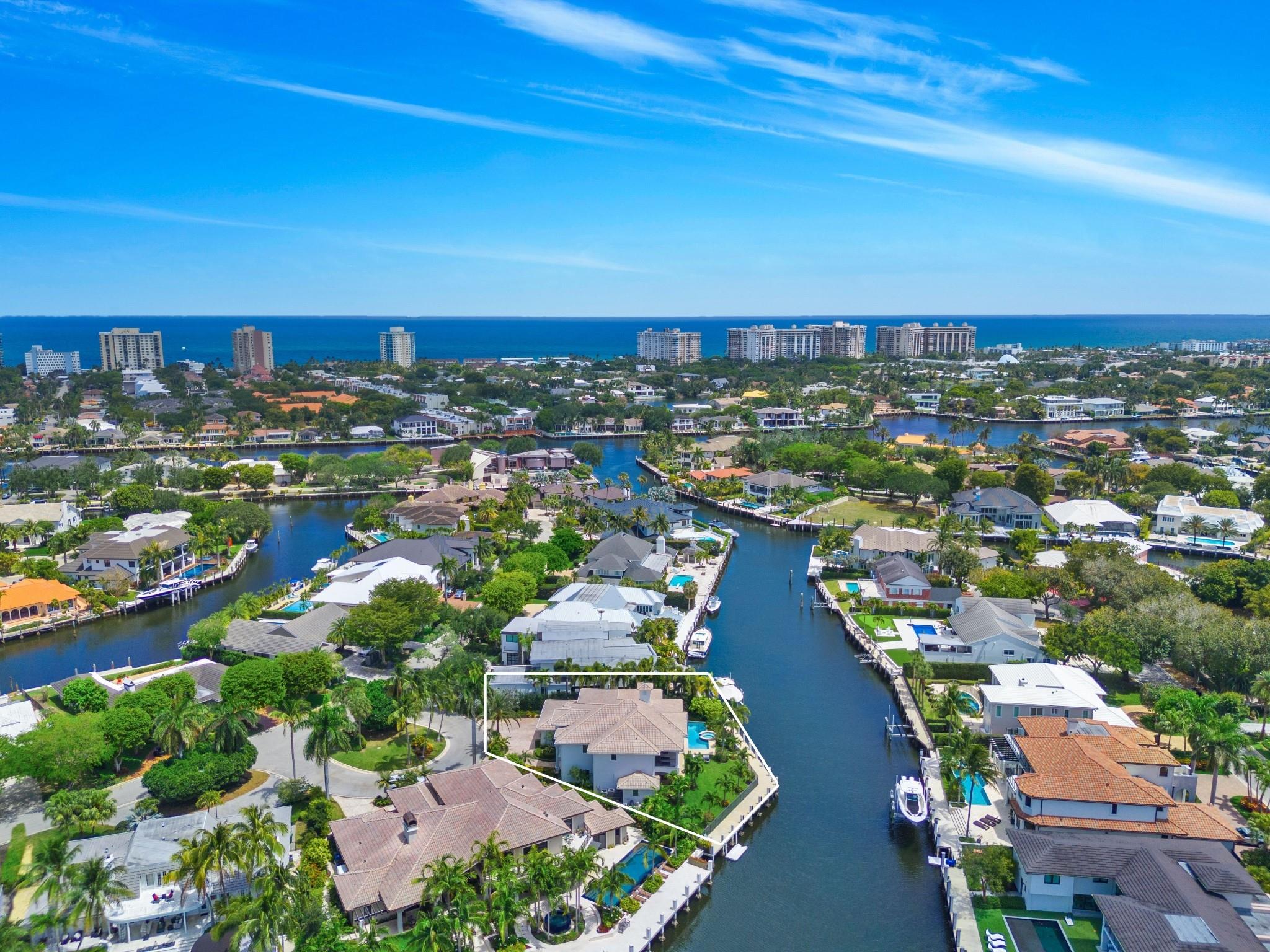 BAY COLONY - Residential